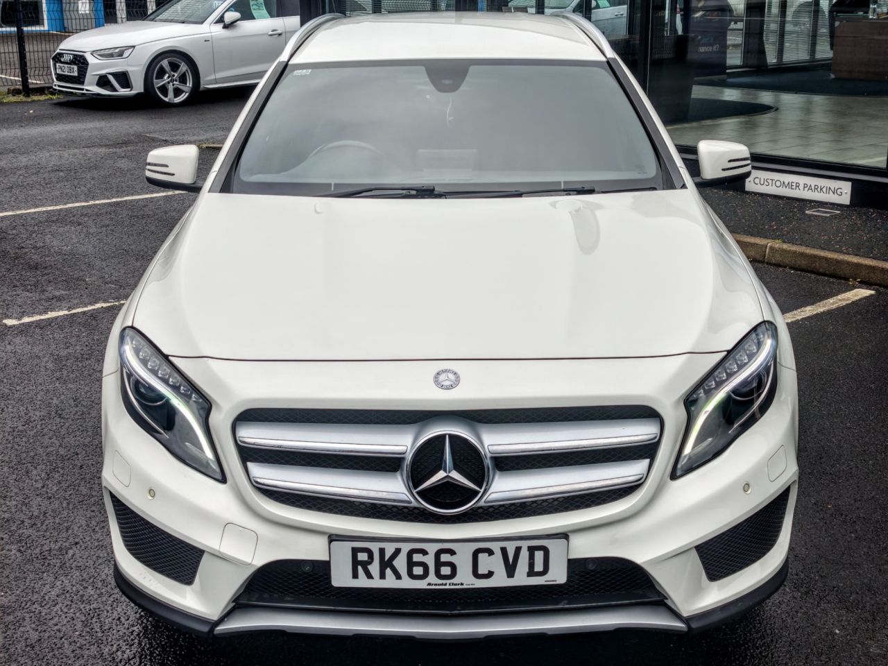 2016 MERCEDES GLA 2.1 GLA220d AMG Line (Premium) SUV 5dr Diesel 7G-DCT 4MATIC Euro 6 (s/s) (1 - vehicle photo 7 for sale on PureCar