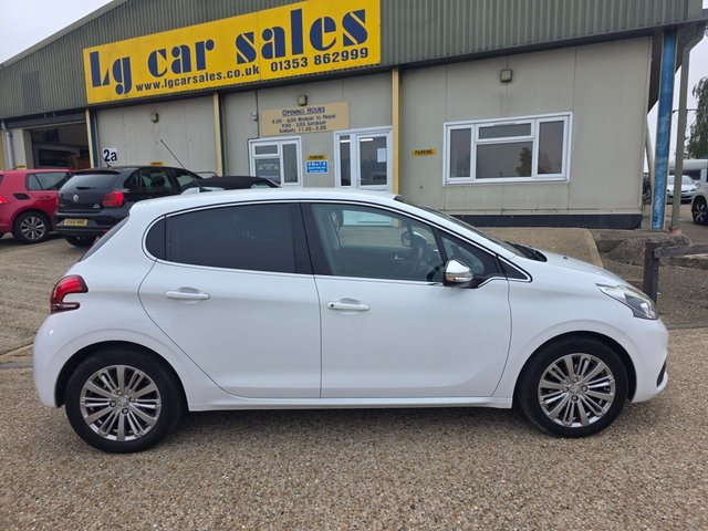 2017 Peugeot 208