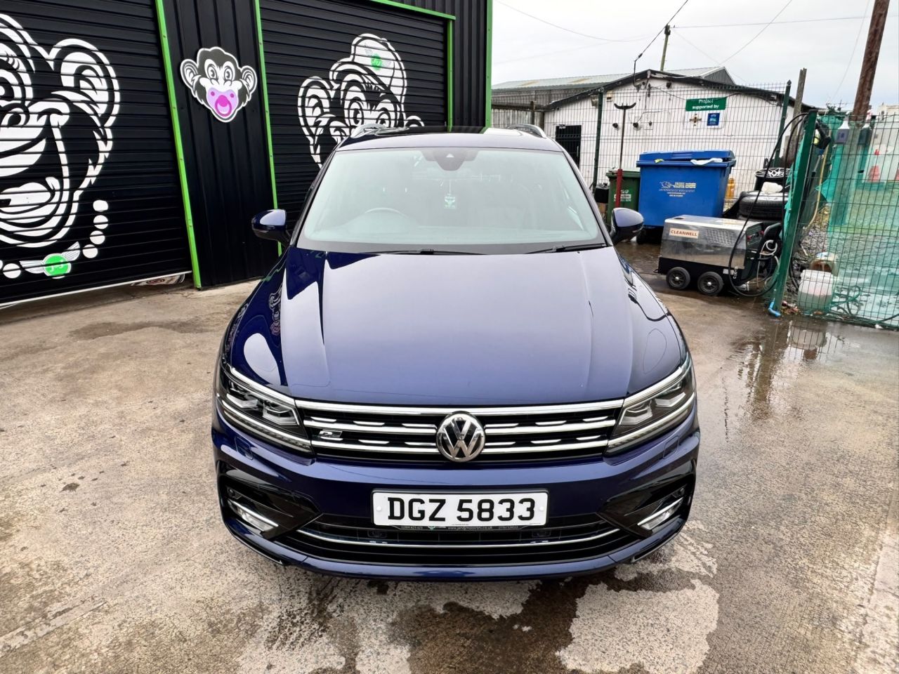 2016 VOLKSWAGEN TIGUAN 2.0 TDI BlueMotion Tech R-Line SUV 5dr Diesel DSG 4Motion Euro 6 (s/s) (190 - vehicle photo 8 for sale on PureCar