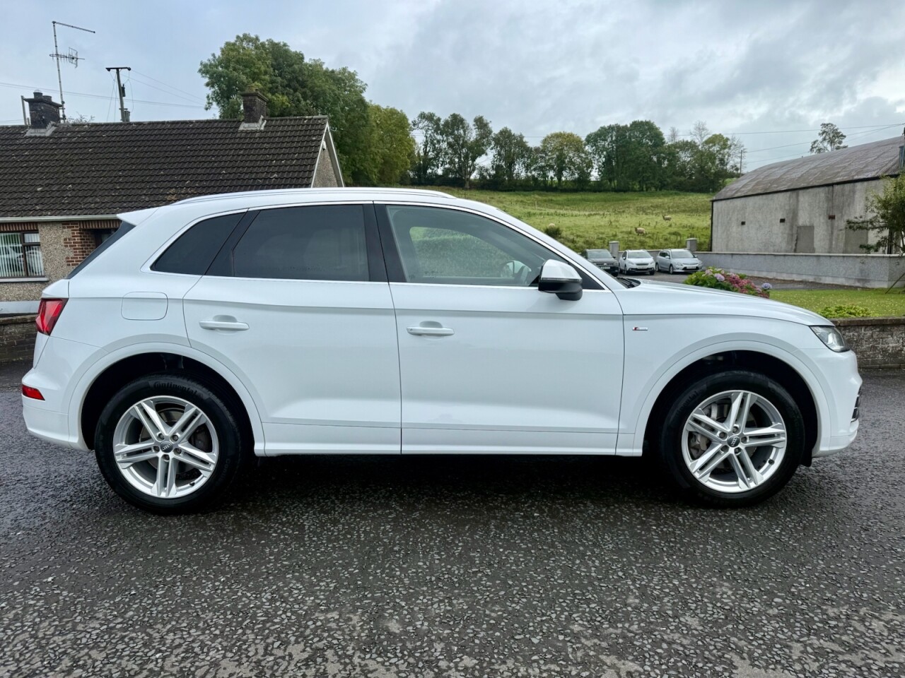 2020 AUDI Q5 2.0 TDI 40 S line Diesel S Tronic quattro 190BHP - vehicle photo 2 for sale on PureCar