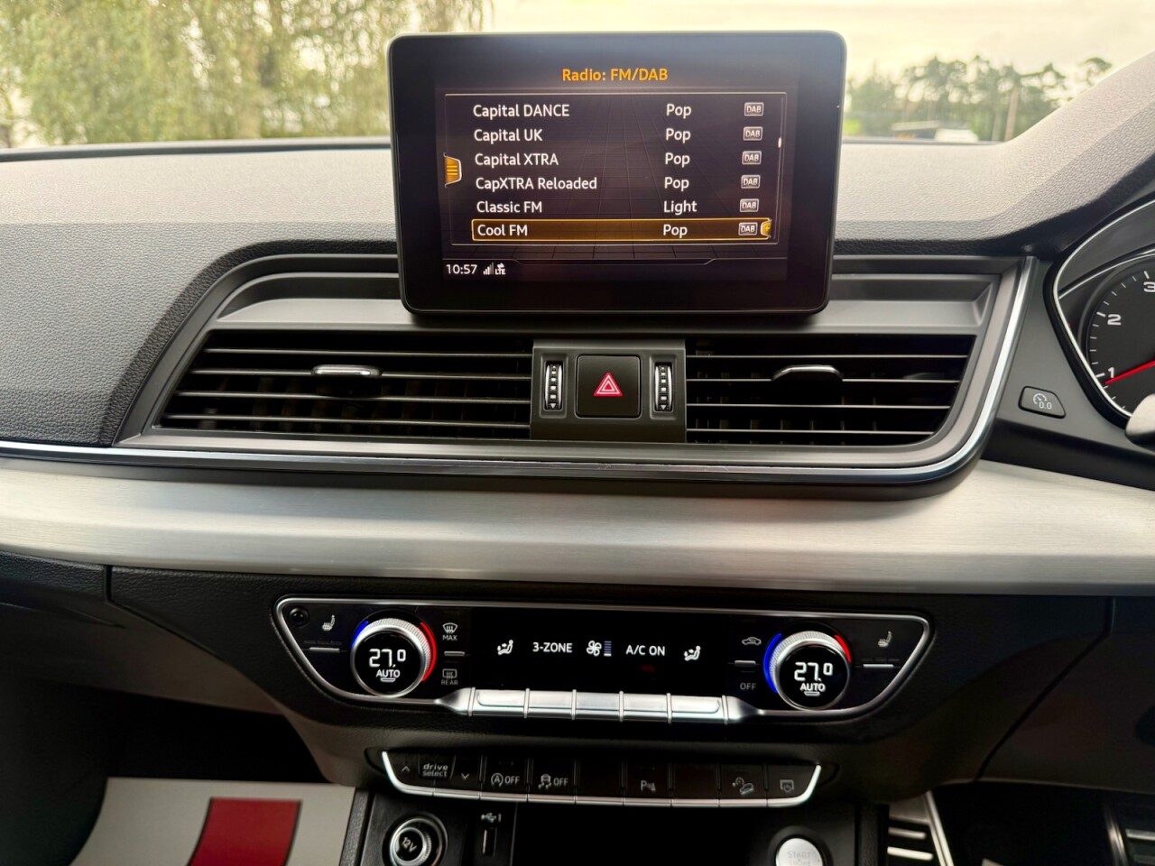 2020 AUDI Q5 2.0 TDI 40 S line Diesel S Tronic quattro 190BHP - vehicle photo 11 for sale on PureCar