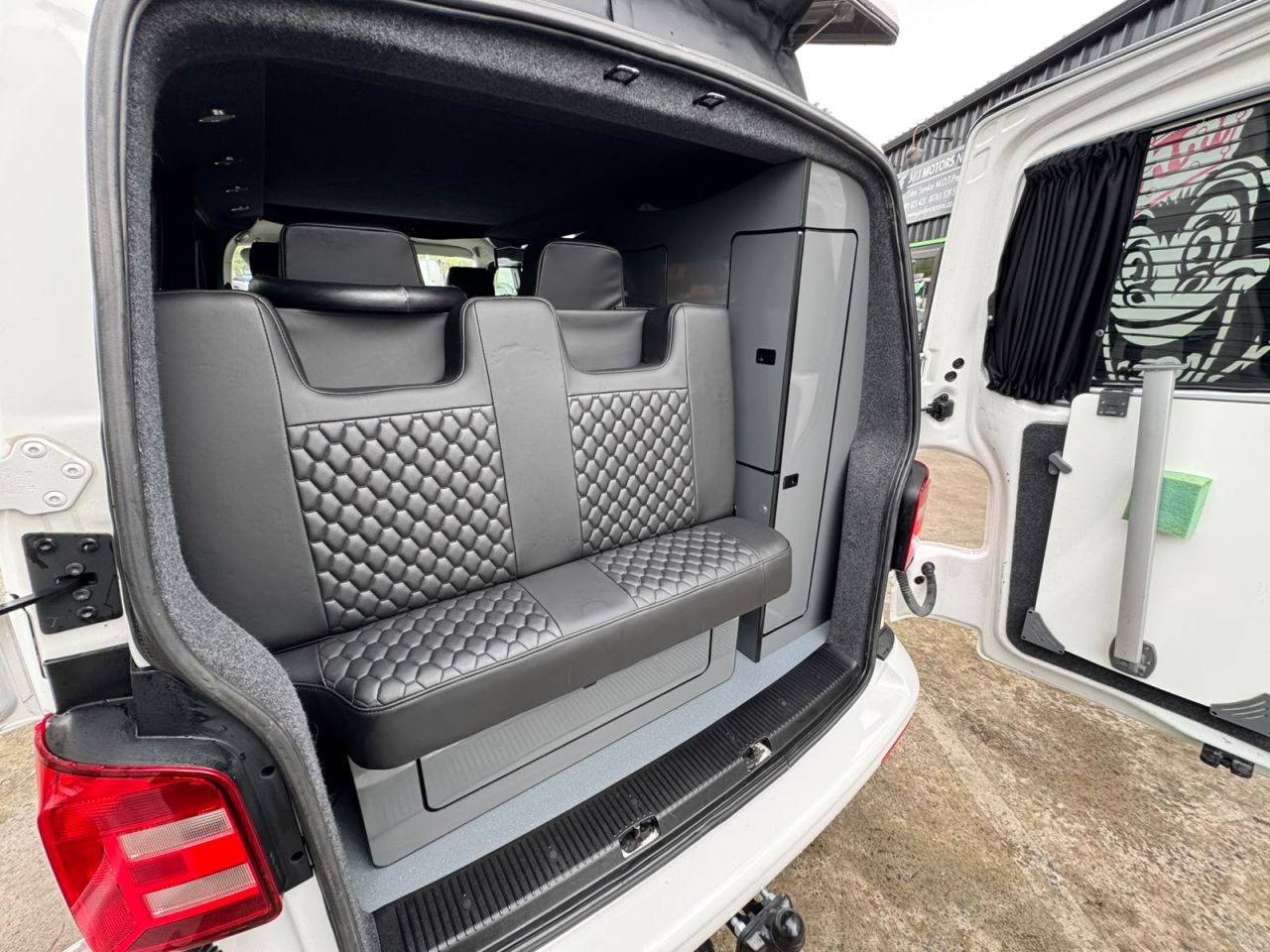 2019 VOLKSWAGEN TRANSPORTER 2.0 TDI T28 Startline Panel Van 5dr Diesel Manual FWD SWB Euro 6 (s/s) (102 - vehicle photo 16 for sale on PureCar