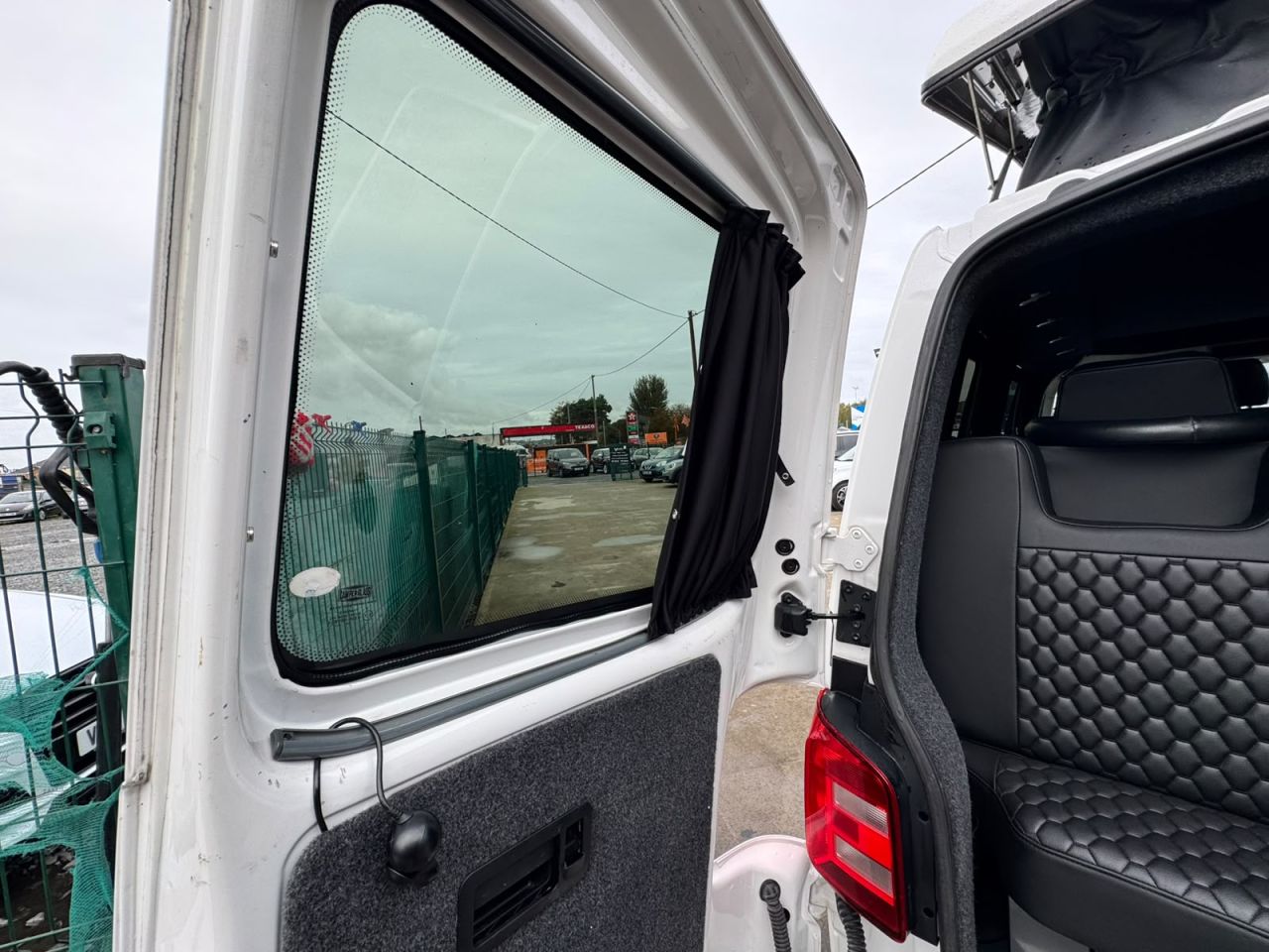 2019 VOLKSWAGEN TRANSPORTER 2.0 TDI T28 Startline Panel Van 5dr Diesel Manual FWD SWB Euro 6 (s/s) (102 - vehicle photo 15 for sale on PureCar