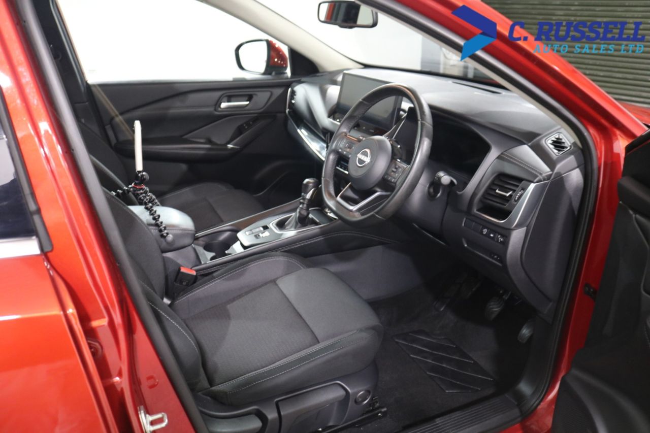 2023 NISSAN QASHQAI 1.3 DIG-T MHEV N-Connecta SUV 5dr Petrol Hybrid Manual Euro 6 (s/s) (140 ps - vehicle photo 19 for sale on PureCar