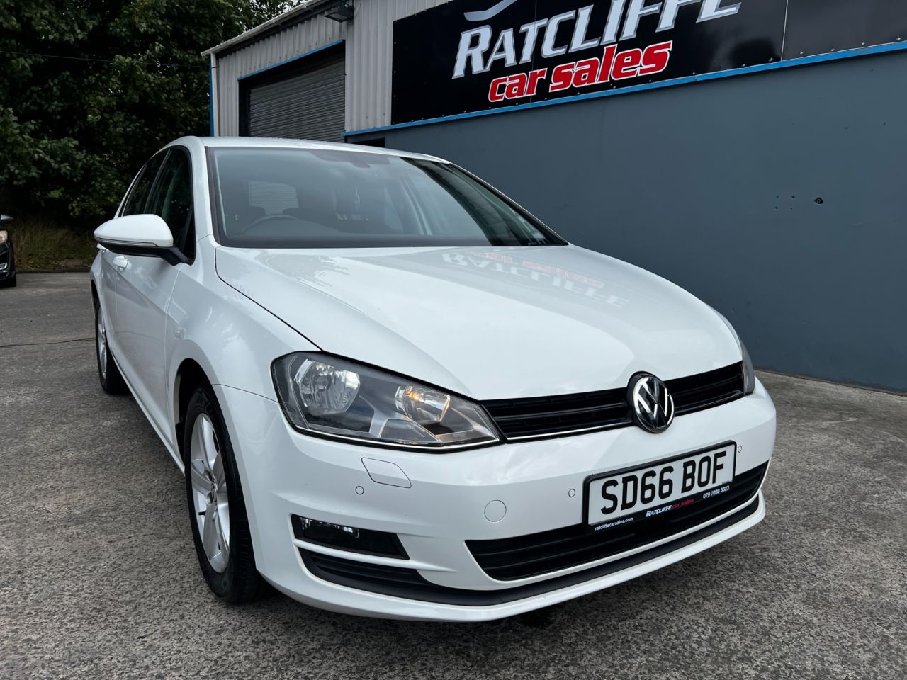 2016 VOLKSWAGEN GOLF 1.4 TSI BlueMotion Tech Match Edition Hatchback 5dr Petrol Manual Euro 6 (s - vehicle photo 2 for sale on PureCar