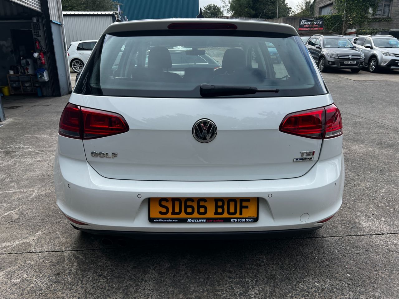 2016 VOLKSWAGEN GOLF 1.4 TSI BlueMotion Tech Match Edition Hatchback 5dr Petrol Manual Euro 6 (s - vehicle photo 5 for sale on PureCar