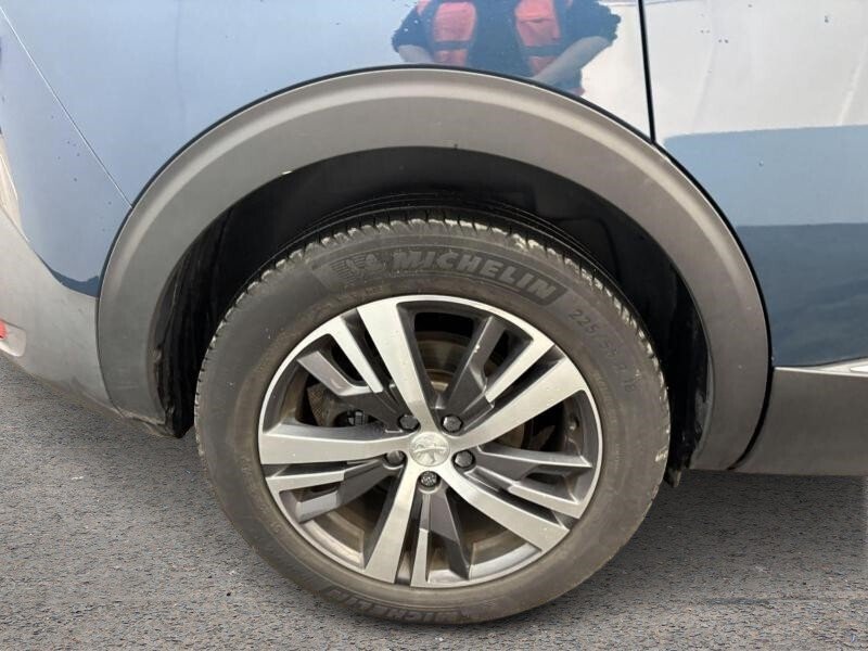 2022 Peugeot 5008 — image 5
