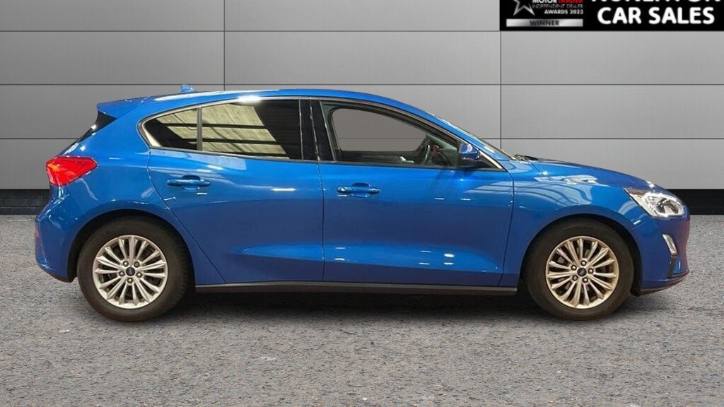 2018 Ford Focus — image 2