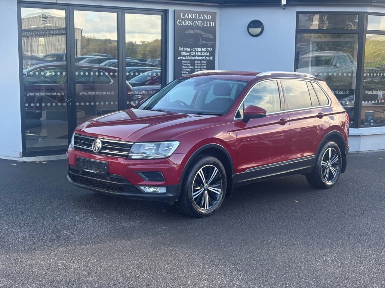 VOLKSWAGEN TIGUAN 2016