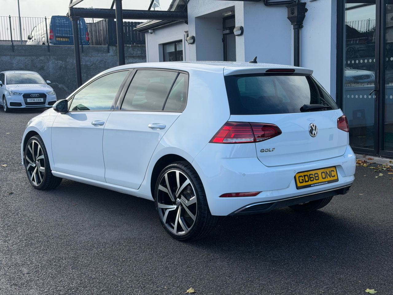 2019 VOLKSWAGEN GOLF 1.6 TDI Match Hatchback 5dr Diesel Manual Euro 6 (s/s) (115 ps) - vehicle photo 3 for sale on PureCar