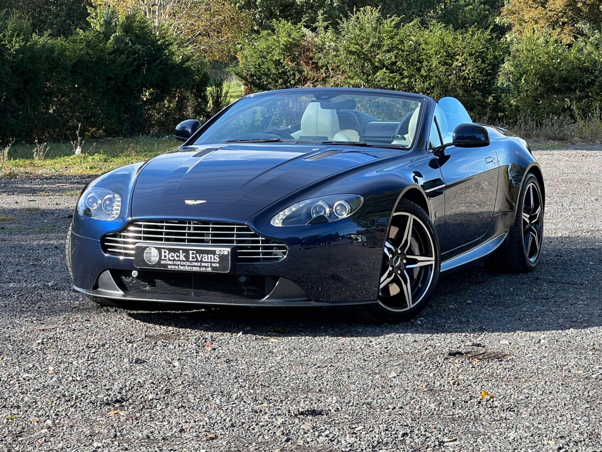 Aston Martin Vantage 2016