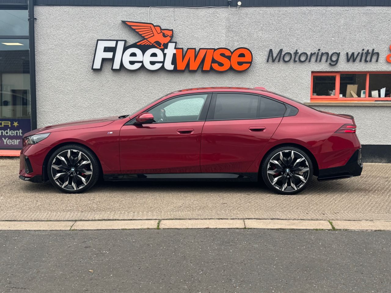 2024 BMW 5 SERIES 2.0 520i MHT M Sport Pro Saloon 4dr Petrol Hybrid Steptronic Euro 6 (s/s) ( - vehicle photo 7 for sale on PureCar
