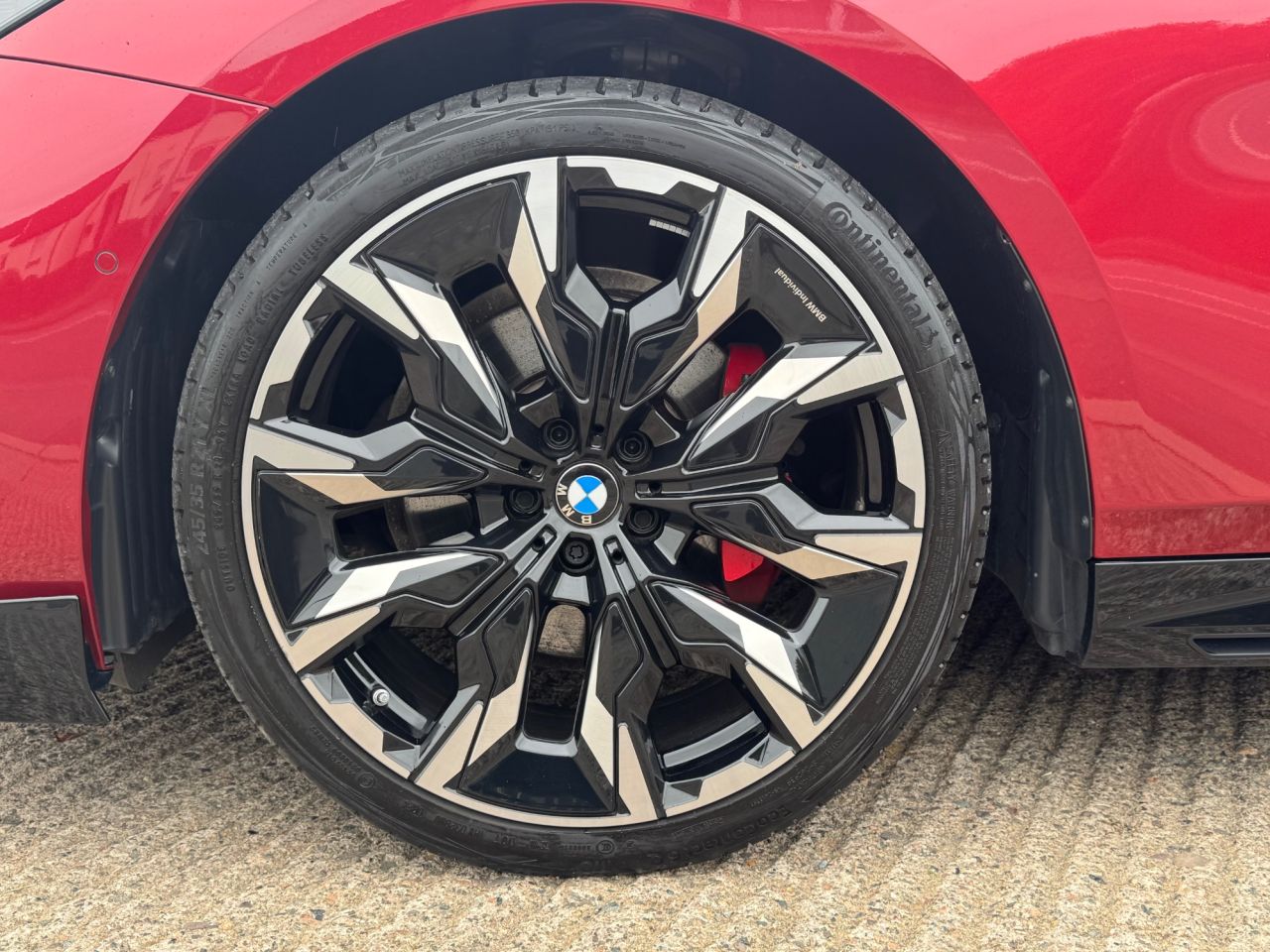 2024 BMW 5 SERIES 2.0 520i MHT M Sport Pro Saloon 4dr Petrol Hybrid Steptronic Euro 6 (s/s) ( - vehicle photo 8 for sale on PureCar
