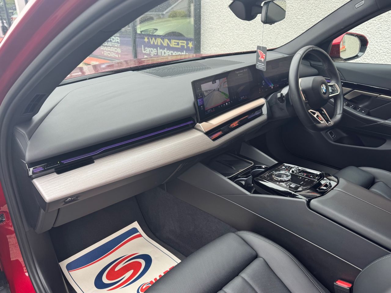 2024 BMW 5 SERIES 2.0 520i MHT M Sport Pro Saloon 4dr Petrol Hybrid Steptronic Euro 6 (s/s) ( - vehicle photo 11 for sale on PureCar