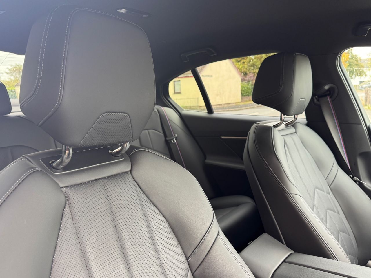 2024 BMW 5 SERIES 2.0 520i MHT M Sport Pro Saloon 4dr Petrol Hybrid Steptronic Euro 6 (s/s) ( - vehicle photo 21 for sale on PureCar