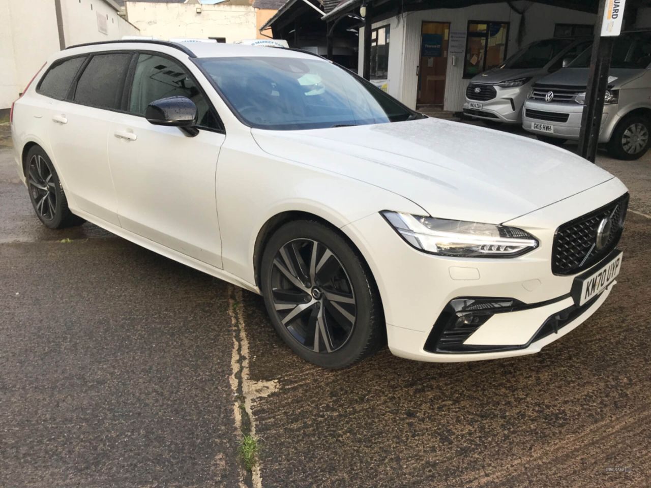 2020 Volvo V90