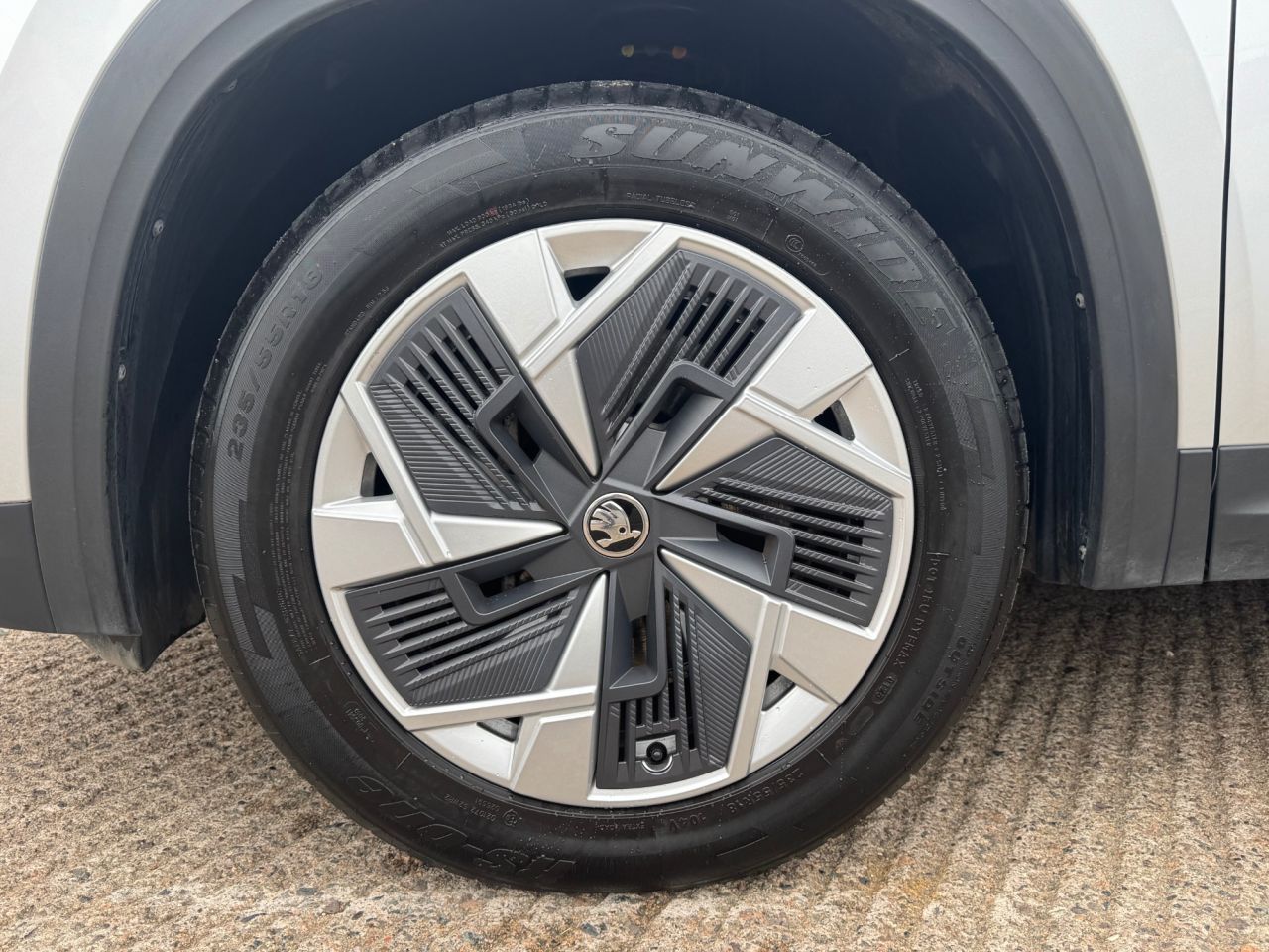 2024 SKODA KODIAQ 2.0 TDI SE SUV 5dr Diesel DSG Euro 6 (s/s) (7 Seat) (150 ps) - vehicle photo 8 for sale on PureCar