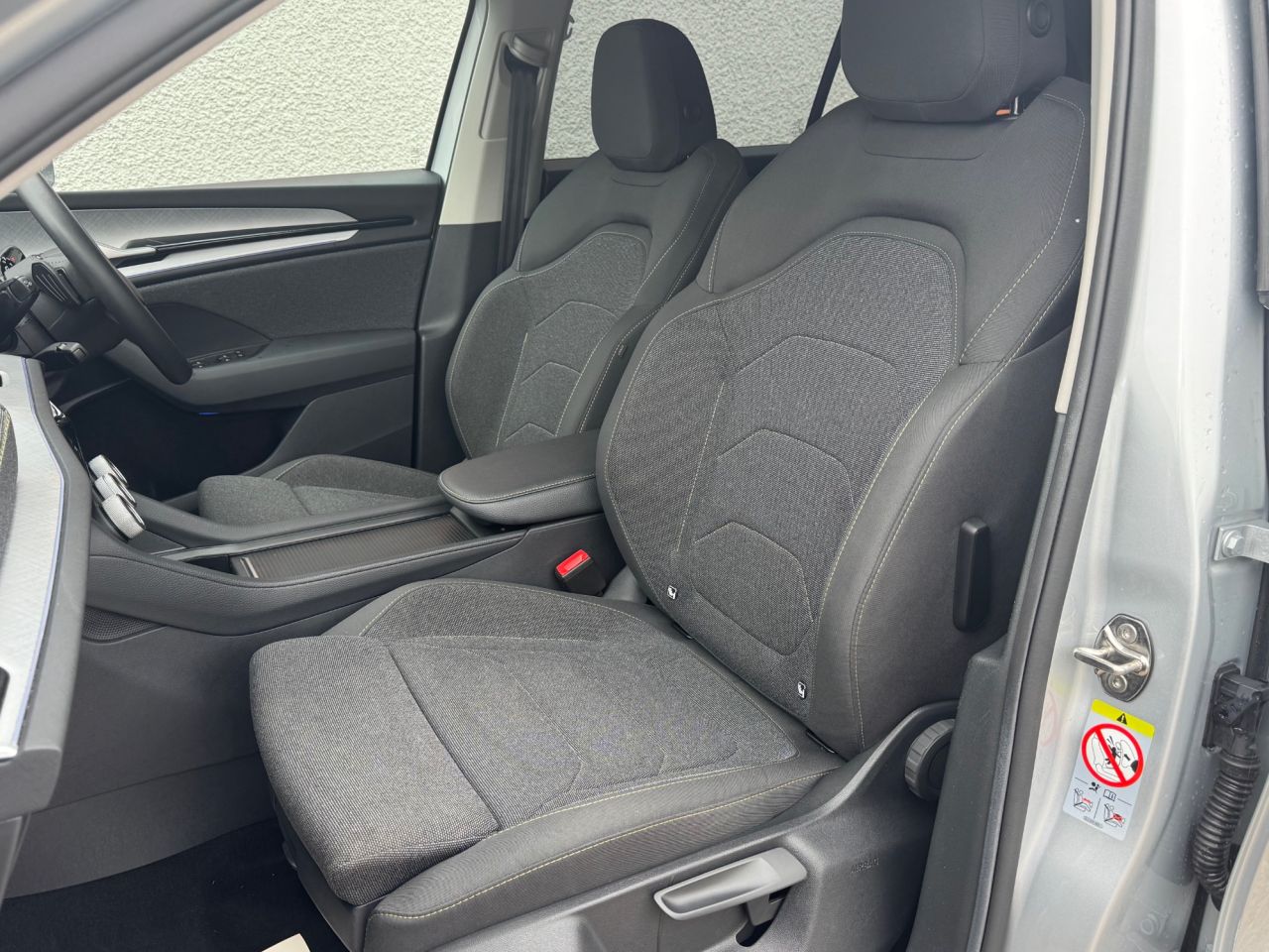 2024 SKODA KODIAQ 2.0 TDI SE SUV 5dr Diesel DSG Euro 6 (s/s) (7 Seat) (150 ps) - vehicle photo 10 for sale on PureCar