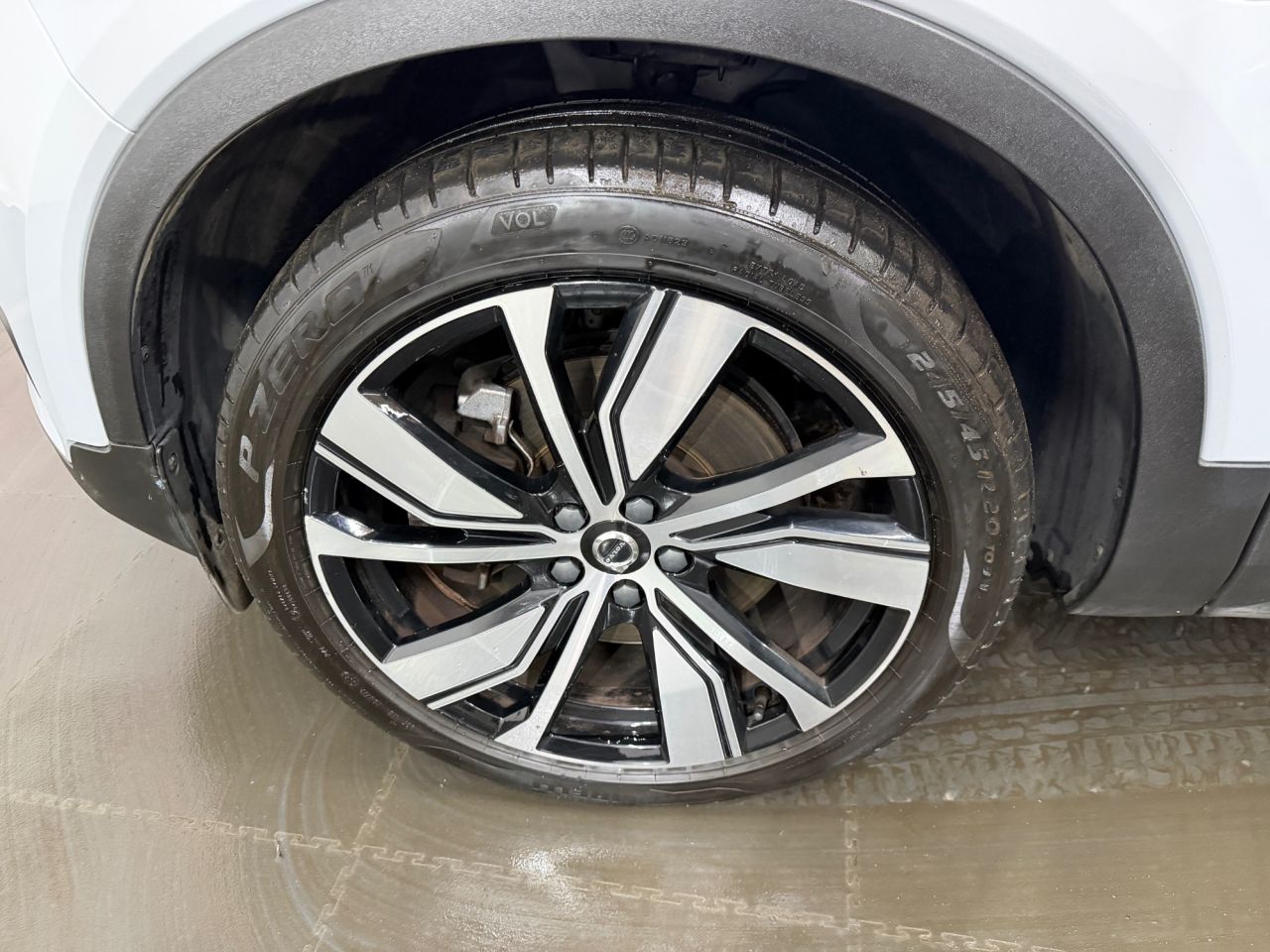 2022 VOLVO XC40 1.5h T5 Recharge 10.7kWh Ultimate Dark SUV 5dr Petrol Plug-in Hybrid Auto E - vehicle photo 21 for sale on PureCar