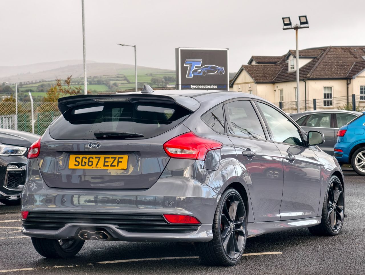 2017 FORD FOCUS 2.0 TDCi ST-3 Hatchback 5dr Diesel Manual Euro 6 (s/s) (185 ps) - vehicle photo 14 for sale on PureCar