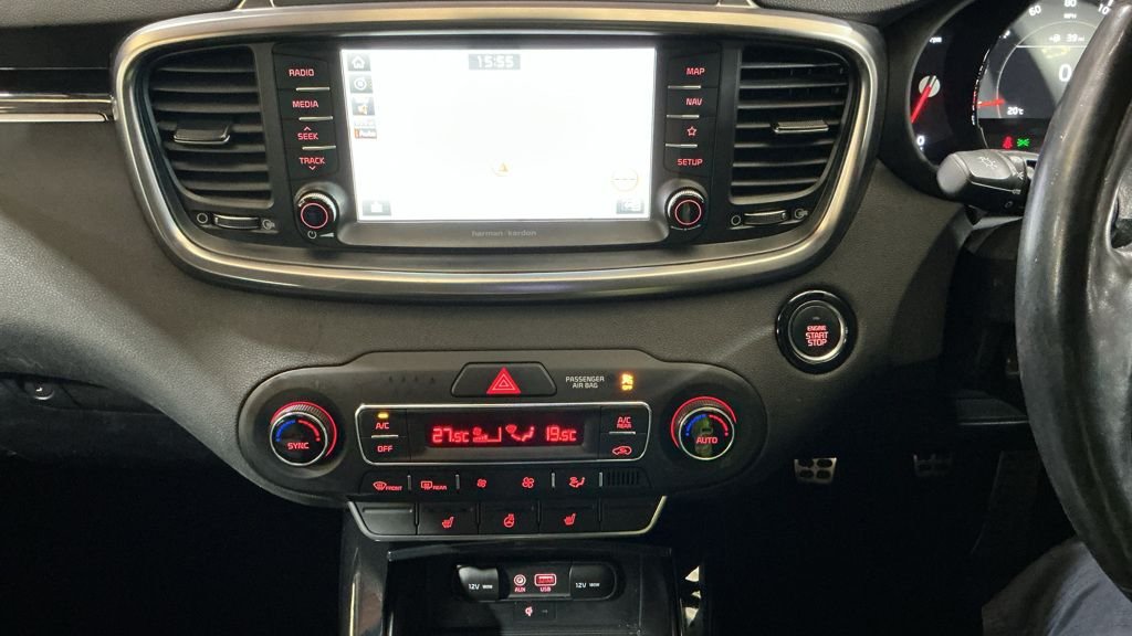 2019 Kia Sorento — image 2