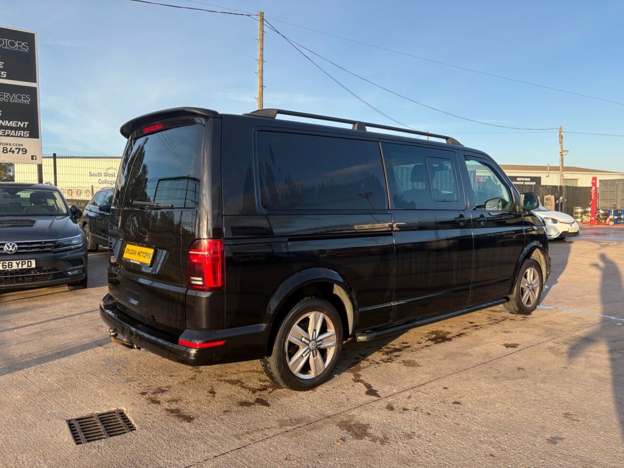 2023 VOLKSWAGEN TRANSPORTER 2.0 BiTDI T32 Highline Kombi Double Cab 5dr Diesel DSG FWD LWB High Roof Eu - vehicle photo 3 for sale on PureCar