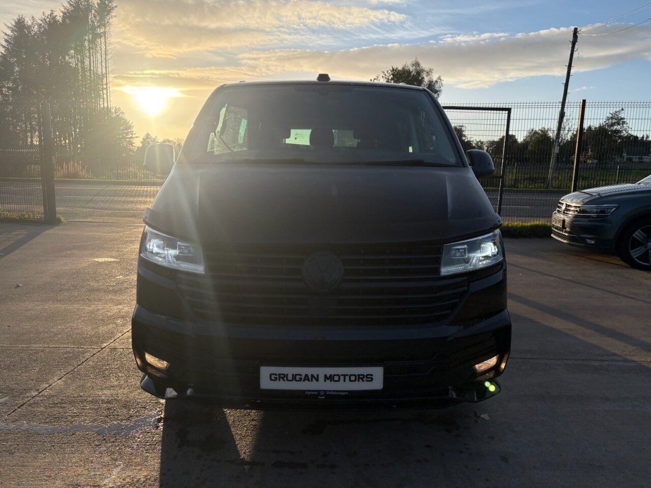2023 VOLKSWAGEN TRANSPORTER 2.0 BiTDI T32 Highline Kombi Double Cab 5dr Diesel DSG FWD LWB High Roof Eu - vehicle photo 8 for sale on PureCar