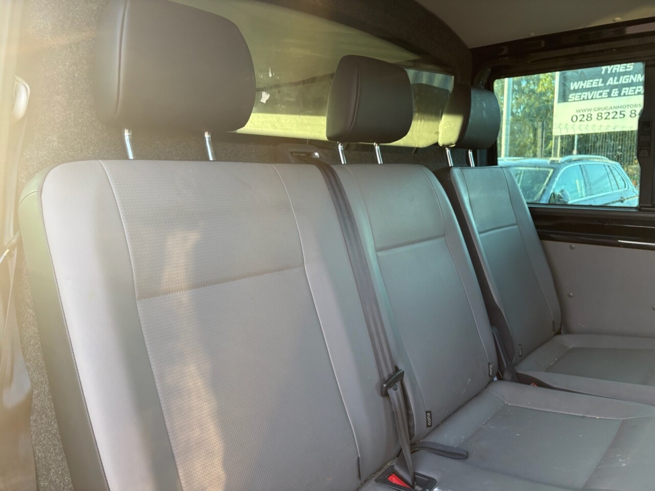 2023 VOLKSWAGEN TRANSPORTER 2.0 BiTDI T32 Highline Kombi Double Cab 5dr Diesel DSG FWD LWB High Roof Eu - vehicle photo 11 for sale on PureCar