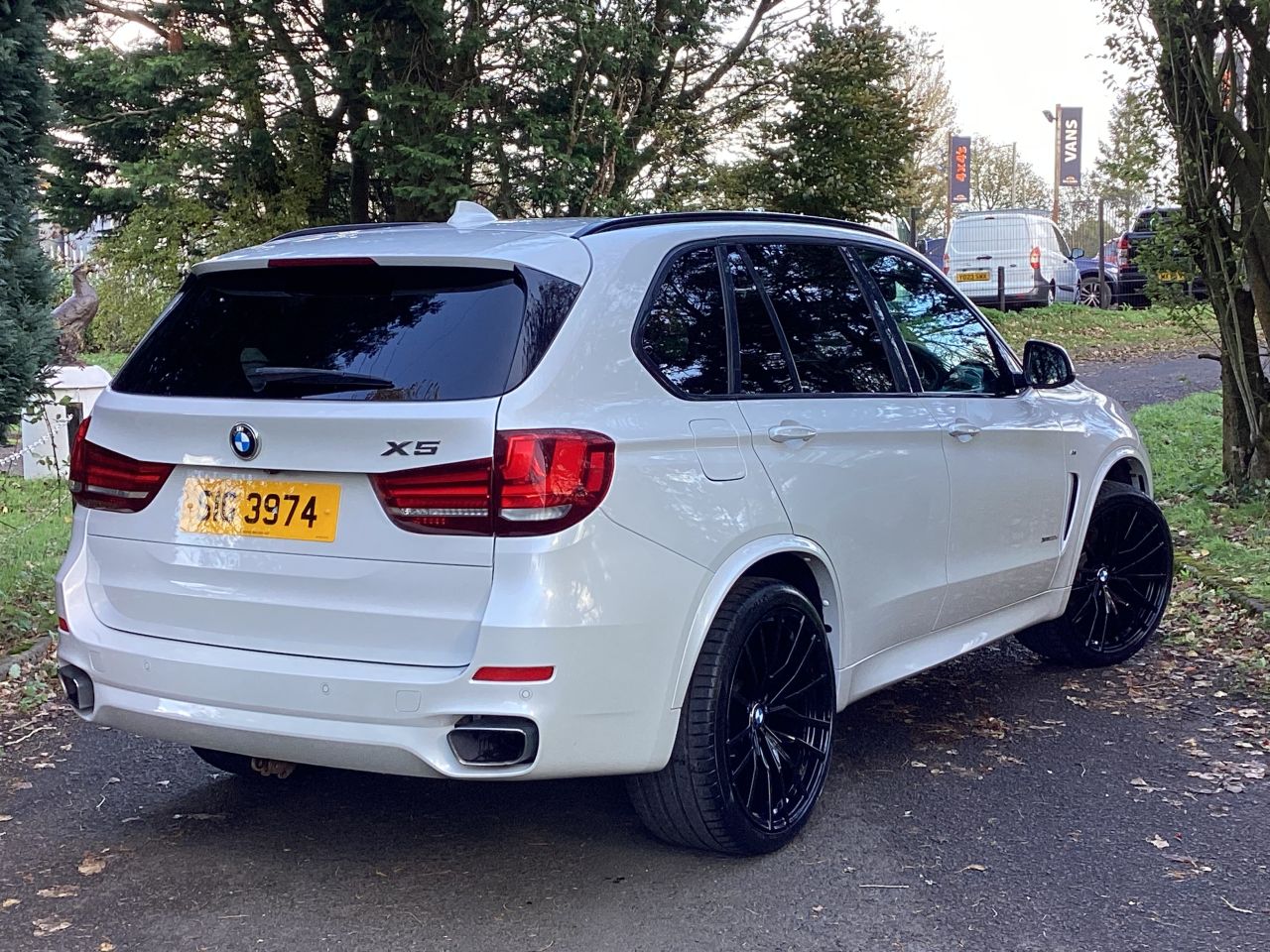 2017 BMW X5 3.0 30d M Sport SUV 5dr Diesel Auto xDrive Euro 6 (s/s) (258 ps) - vehicle photo 2 for sale on PureCar