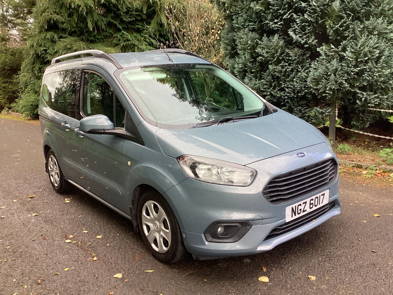 2019 FORD TOURNEO COURIER 1.5 TDCi Zetec MPV 5dr Diesel Manual Euro 6 (100 ps) - vehicle photo 9 for sale on PureCar