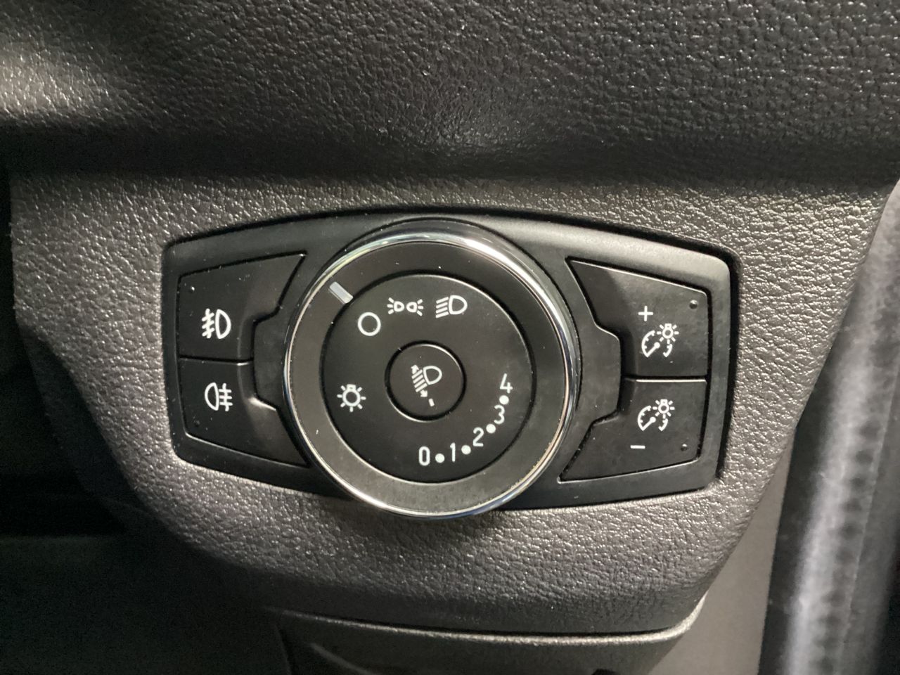 2019 FORD TOURNEO COURIER 1.5 TDCi Zetec MPV 5dr Diesel Manual Euro 6 (100 ps) - vehicle photo 25 for sale on PureCar