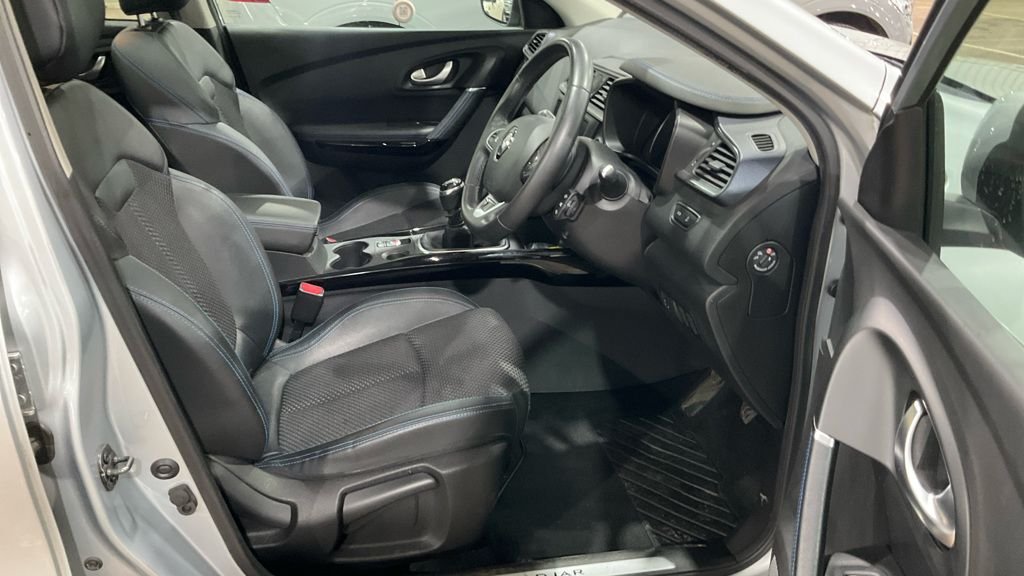 2020 Renault Kadjar — image 3