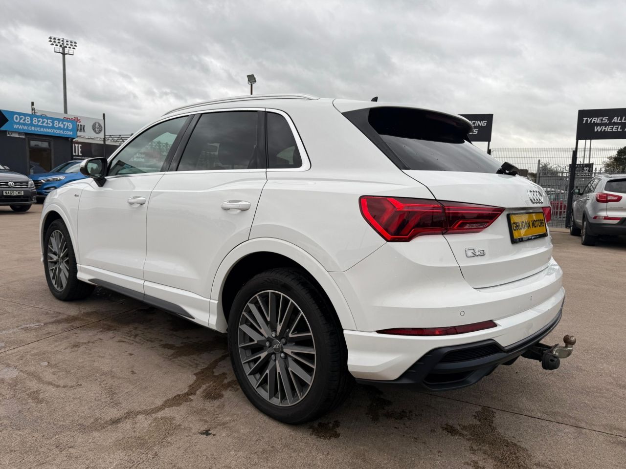 2020 AUDI Q3 S Line - vehicle photo 5 for sale on PureCar