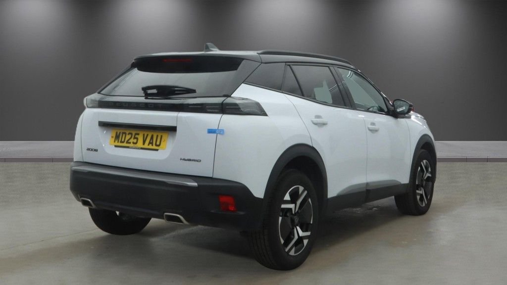 2025 Peugeot 2008 — image 4