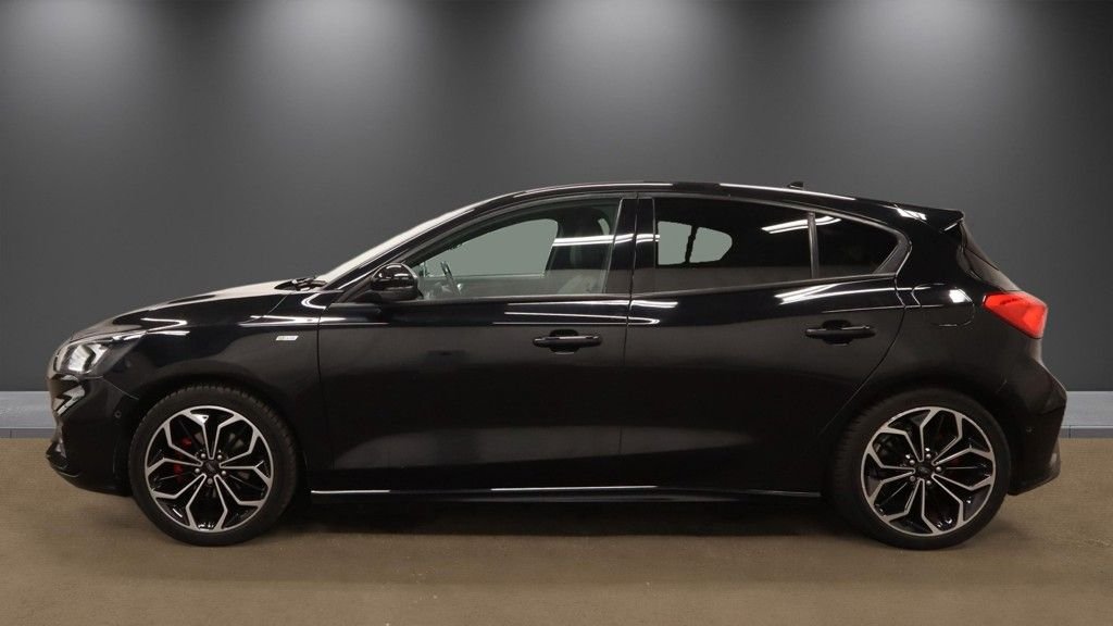 2020 Ford Focus — image 6