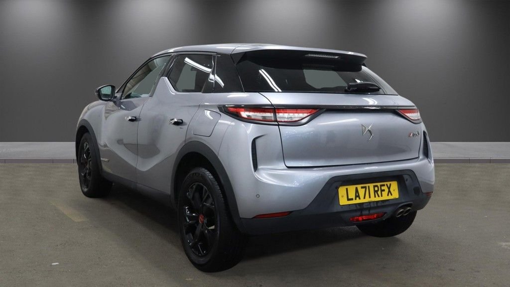 2022 DS DS 3 Crossback — image 3