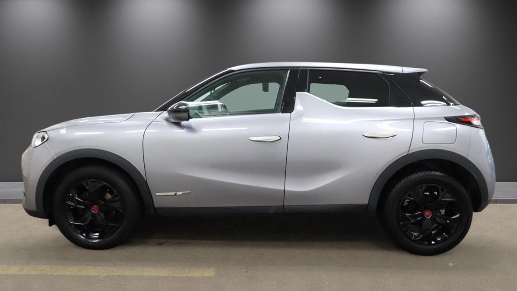 2022 DS DS 3 Crossback — image 6