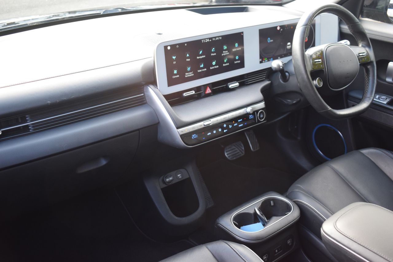 2022 HYUNDAI IONIQ 5 58kWh Ultimate Hatchback 5dr Electric Auto (170 ps) - vehicle photo 20 for sale on PureCar
