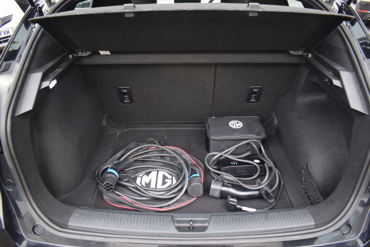 2023 MG MG4 51kWh SE Hatchback 5dr Electric Auto (170 ps) 1 Owner from New - vehicle photo 18 for sale on PureCar