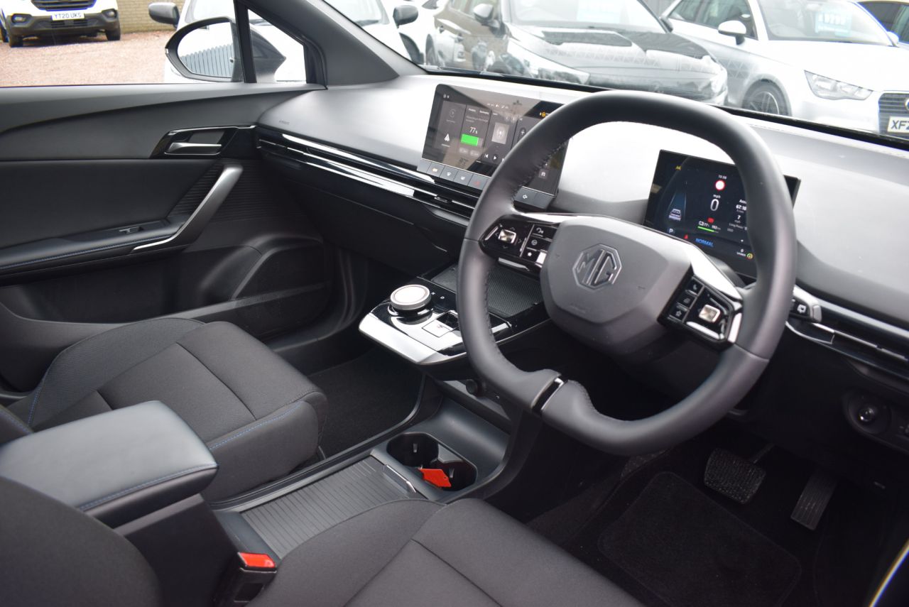 2023 MG MG4 51kWh SE Hatchback 5dr Electric Auto (170 ps) 1 Owner from New - vehicle photo 19 for sale on PureCar
