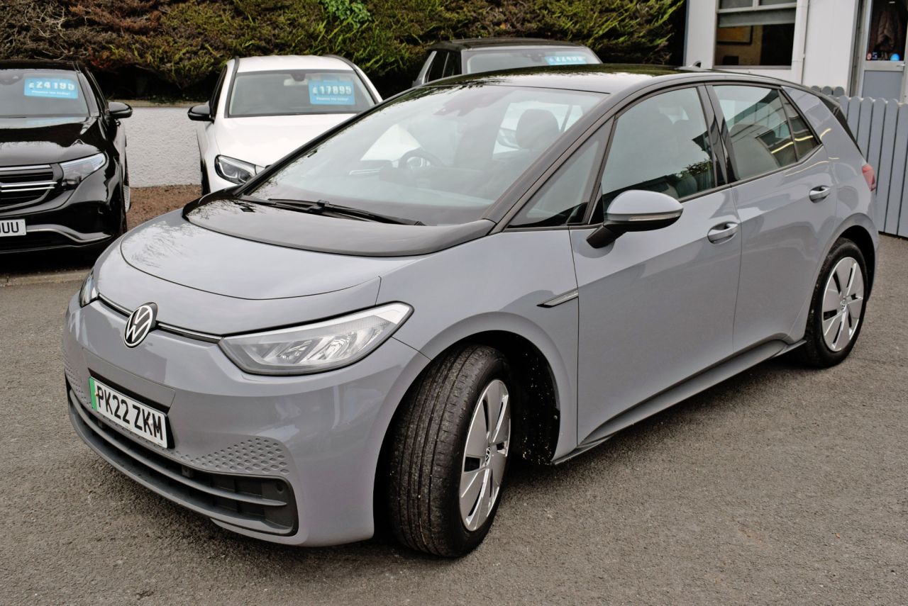 2022 VOLKSWAGEN ID.3 Pure Performance 45kWh Life Hatchback 5dr Electric Auto (150 ps) 1 Owner - vehicle photo 9 for sale on PureCar