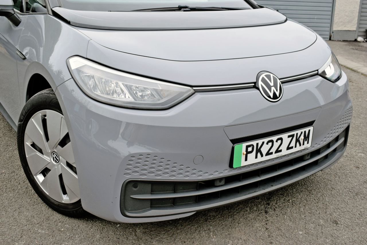2022 VOLKSWAGEN ID.3 Pure Performance 45kWh Life Hatchback 5dr Electric Auto (150 ps) 1 Owner - vehicle photo 10 for sale on PureCar