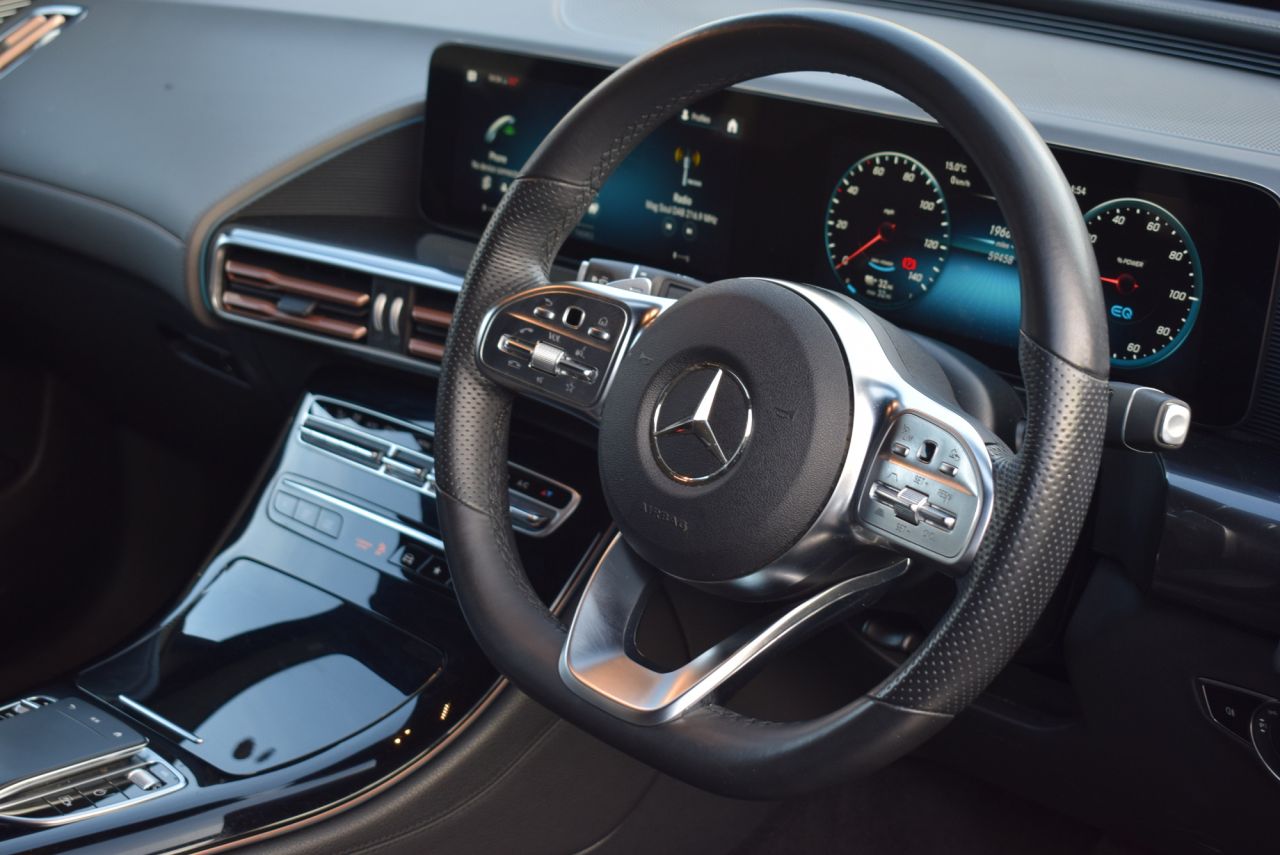 2022 MERCEDES EQC 400 80kWh AMG Line SUV 5dr Electric Auto 4MATIC (408 ps) - vehicle photo 17 for sale on PureCar