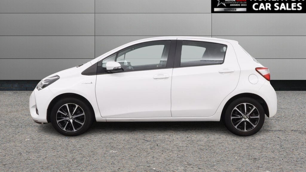 2019 Toyota Yaris — image 6