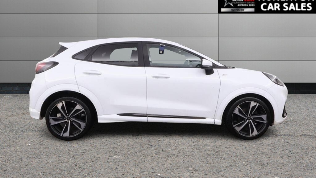 2021 Ford Puma — image 2