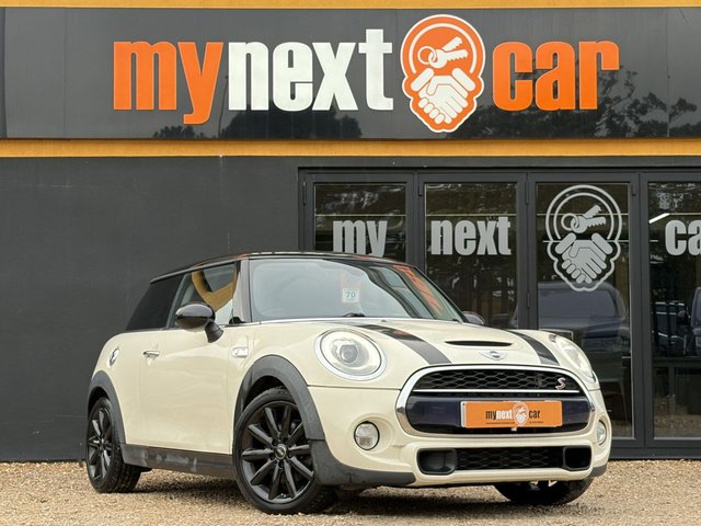 2017 MINI Hatch