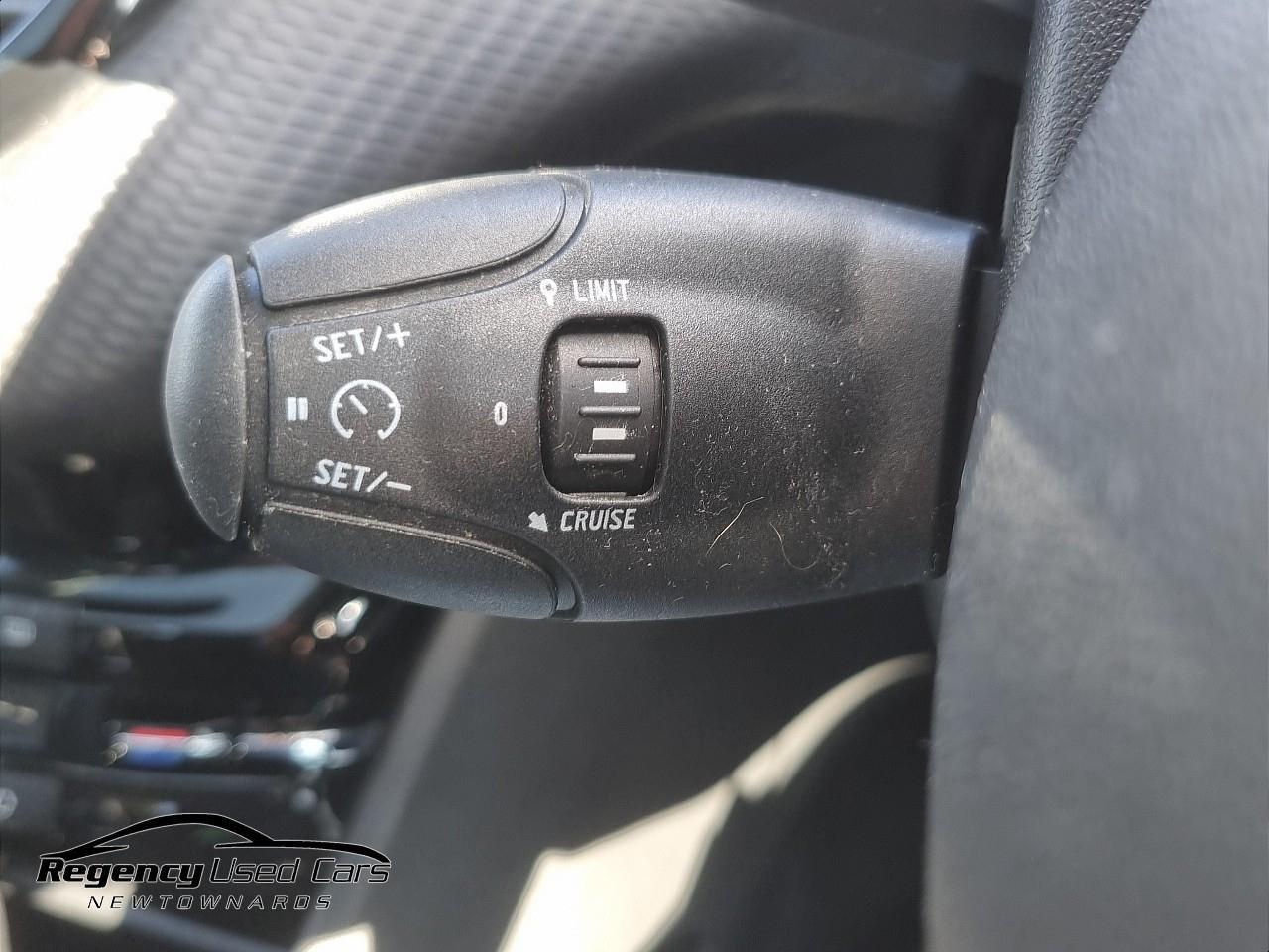 2019 PEUGEOT 1.5 BlueHDi Allure Premium Euro 6 (s/s) 5dr - vehicle photo 33 for sale on PureCar