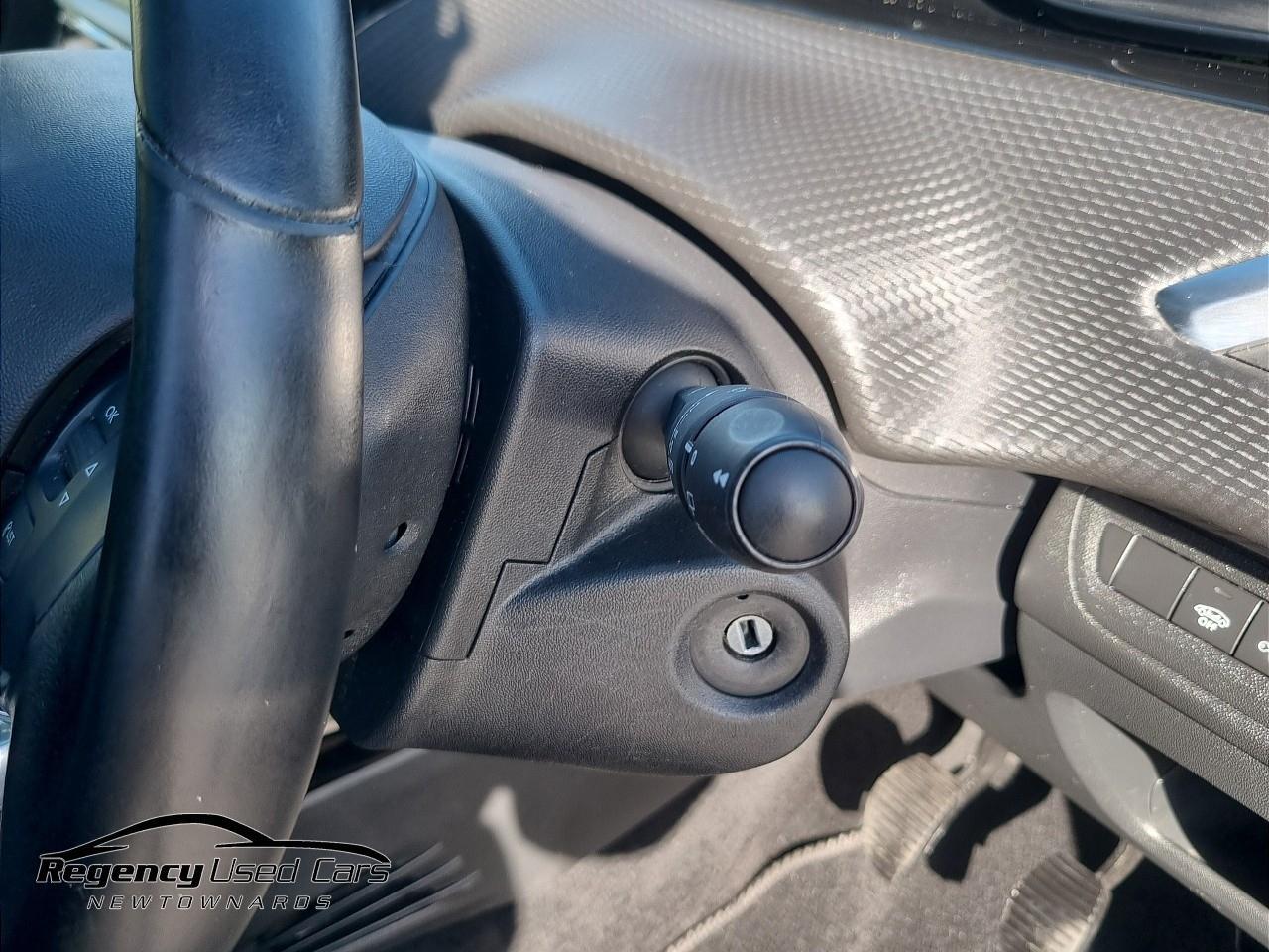 2019 PEUGEOT 1.5 BlueHDi Allure Premium Euro 6 (s/s) 5dr - vehicle photo 38 for sale on PureCar