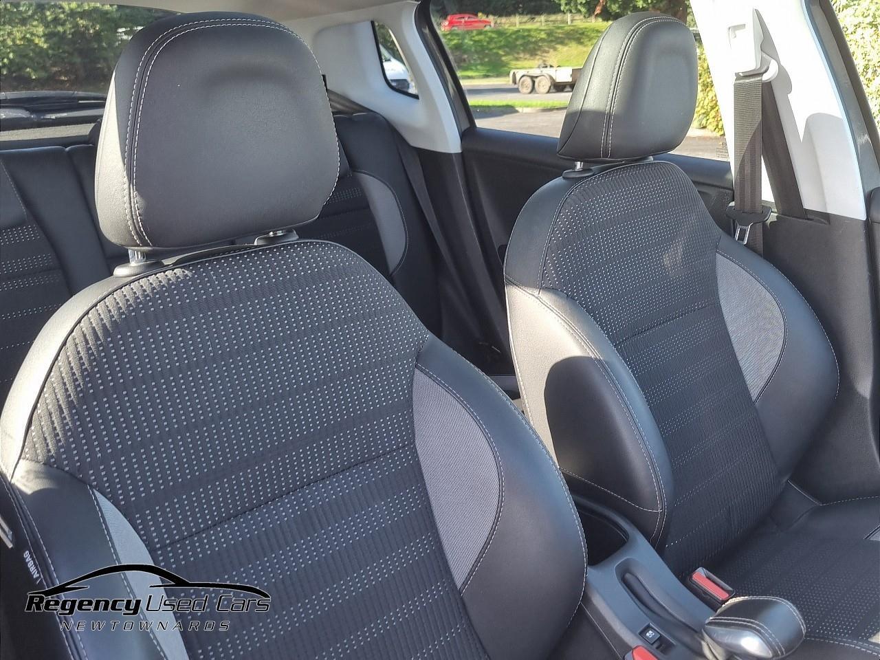 2019 PEUGEOT 1.5 BlueHDi Allure Premium Euro 6 (s/s) 5dr - vehicle photo 40 for sale on PureCar