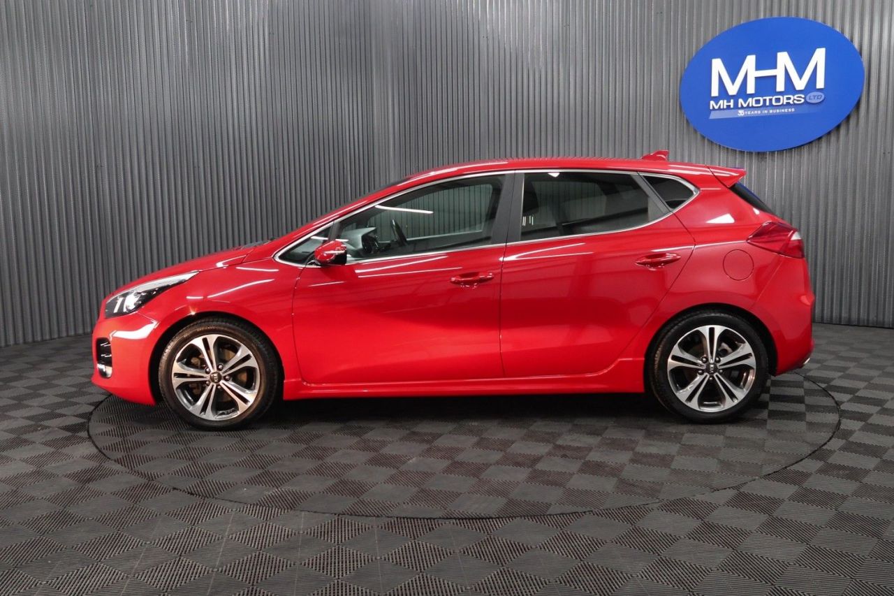 2018 KIA CEED 1.6 CRDi GT-Line Hatchback 5dr Diesel Manual Euro 6 (s/s) (134 bhp) EASY TO - vehicle photo 4 for sale on PureCar